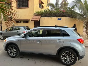 Mitsubishi Outlander 2017 Gris