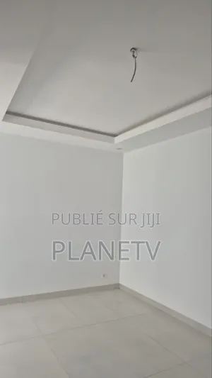 4chbre Appartement-terrasse dans Sicap-Liberté à Louer