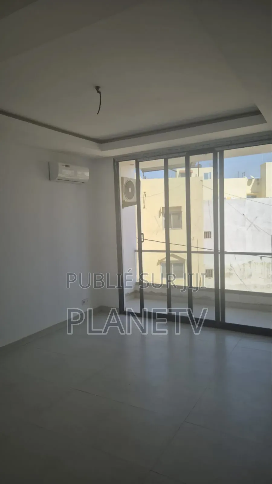 4chbre Appartement-terrasse dans Sicap-Liberté à Louer