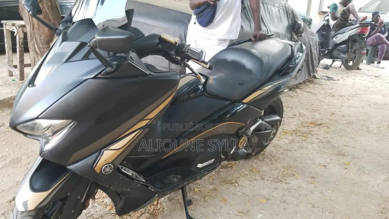 Yamaha Autre 2019 Black