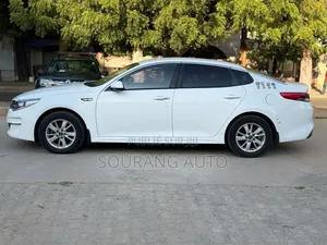 Kia K5 2.0 500h 2017 Blanc