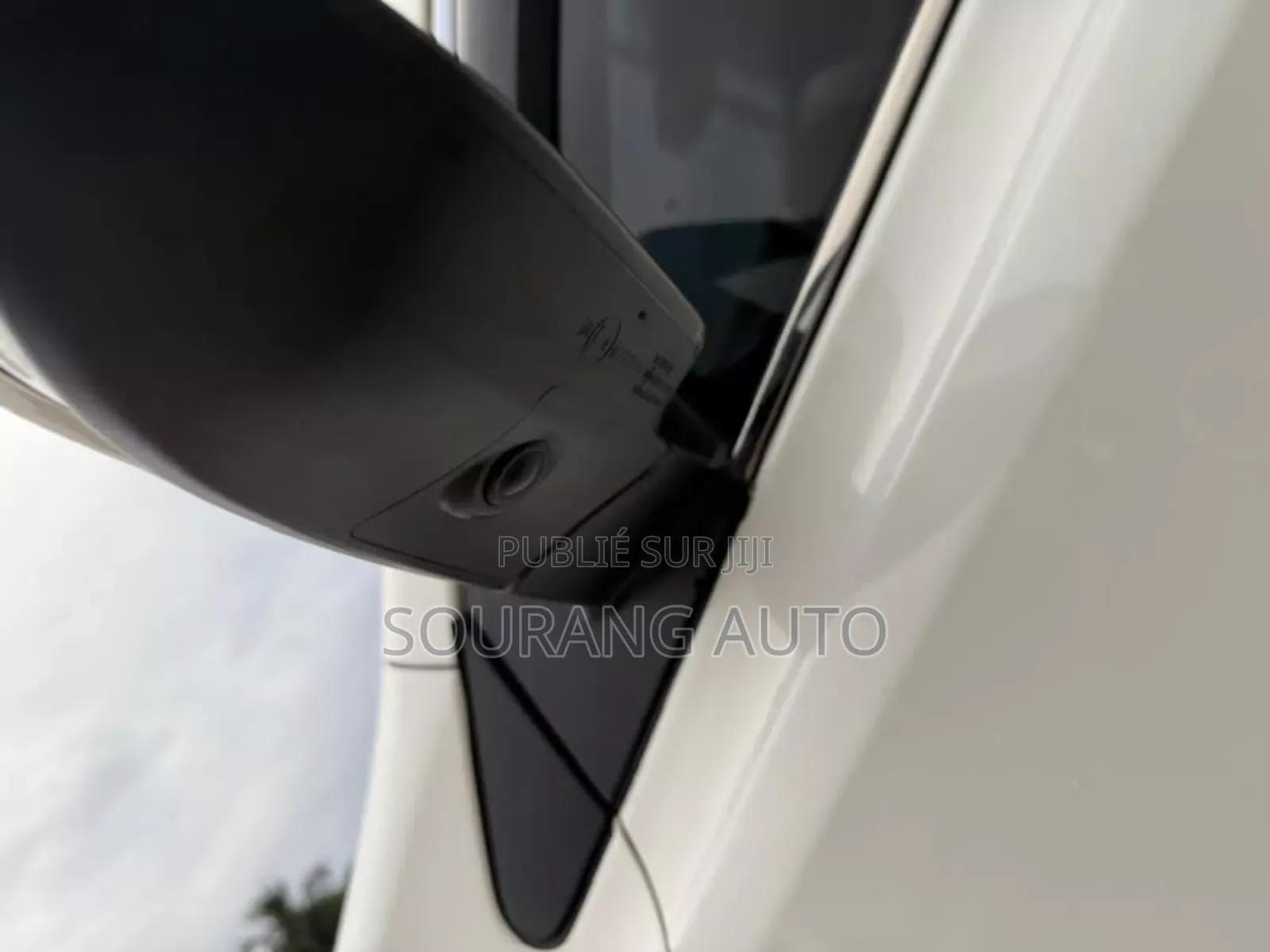 Toyota RAV4 LE FWD (2.5L 4cyl 6A) 2016 Blanc