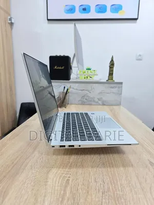 Neuf Ordinateur Portable HP EliteBook 830 G8 8GB Intel Core I5 SSD 512GB