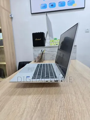 Neuf Ordinateur Portable HP EliteBook 830 G8 8GB Intel Core I5 SSD 512GB