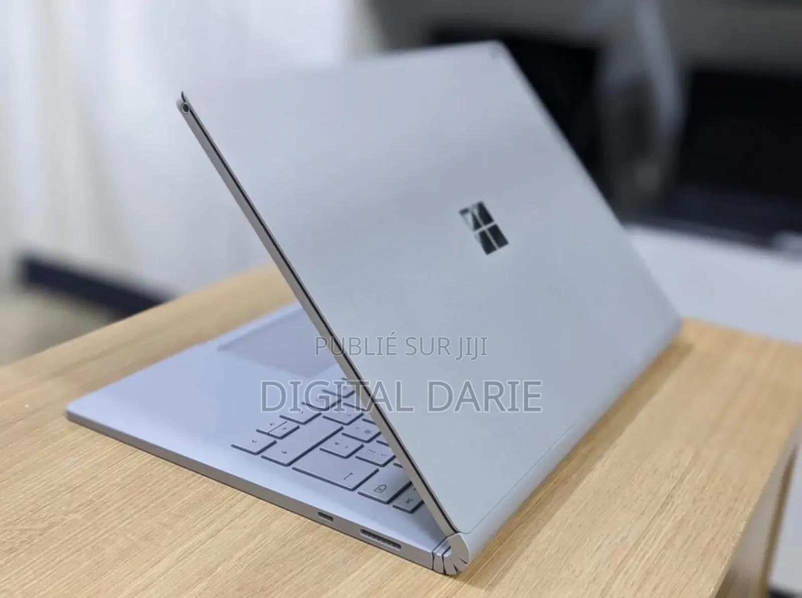New Microsoft Surface Book 3 32GB Intel Core I7 SSD 1T