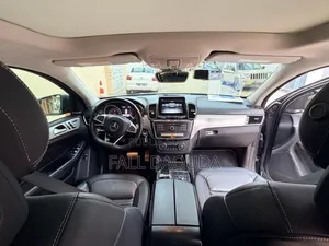 Mercedes-Benz GLE-Class 2017 Gris