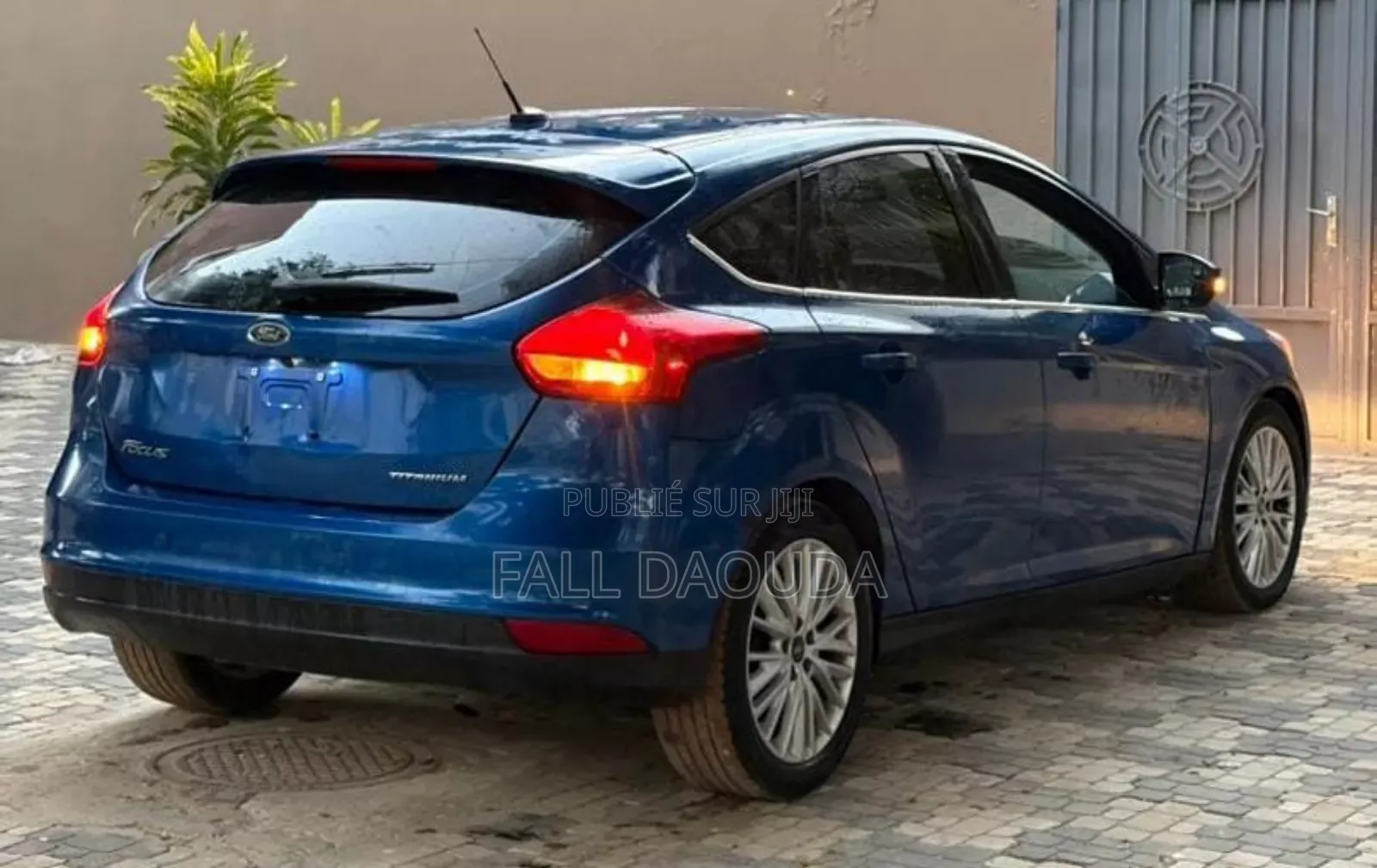 Ford Focus 2018 Bleu