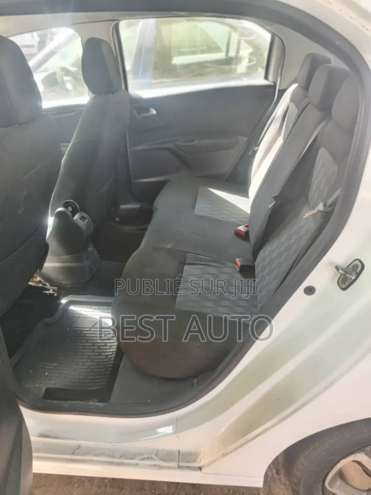 Citroen C-Elysee 2017 Blanc