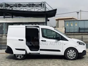 Ford Transit 2021 Blanc