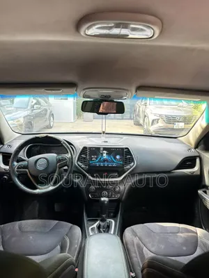 Jeep Cherokee Limited 4dr SUV 4WD (2.4L 4cyl 9A) 2015 Blanc