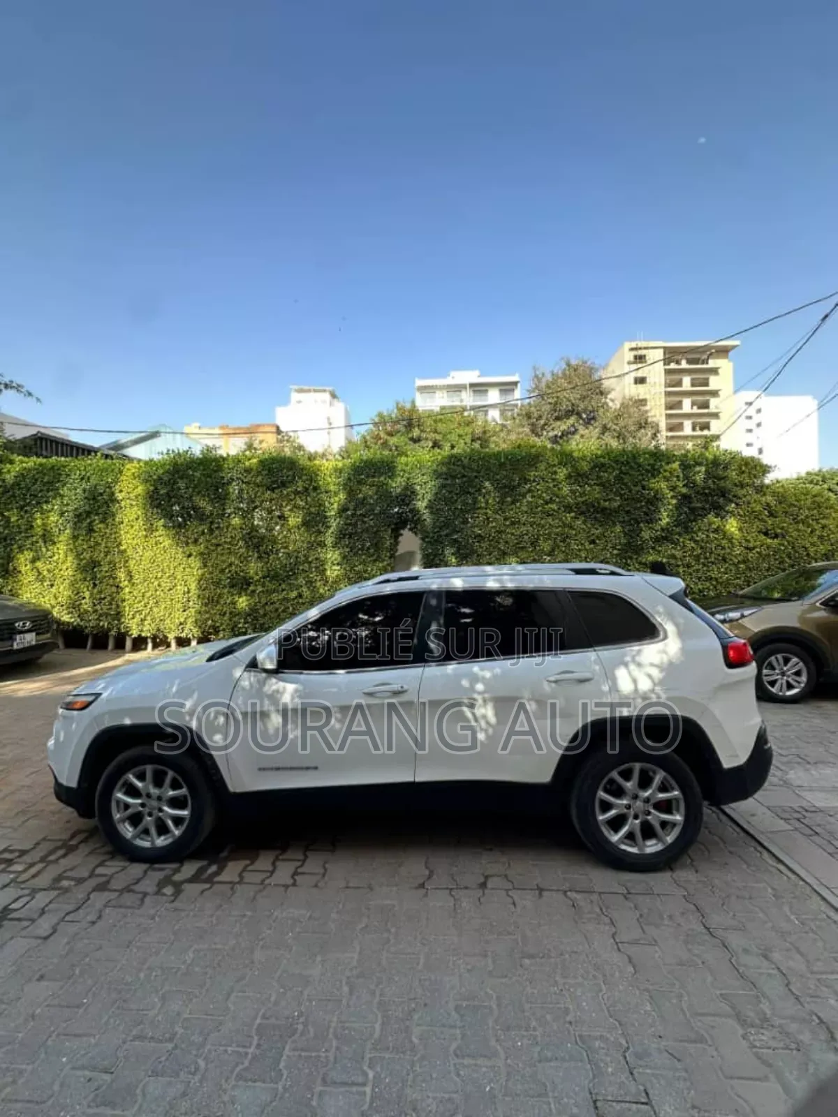 Jeep Cherokee Limited 4dr SUV 4WD (2.4L 4cyl 9A) 2015 Blanc