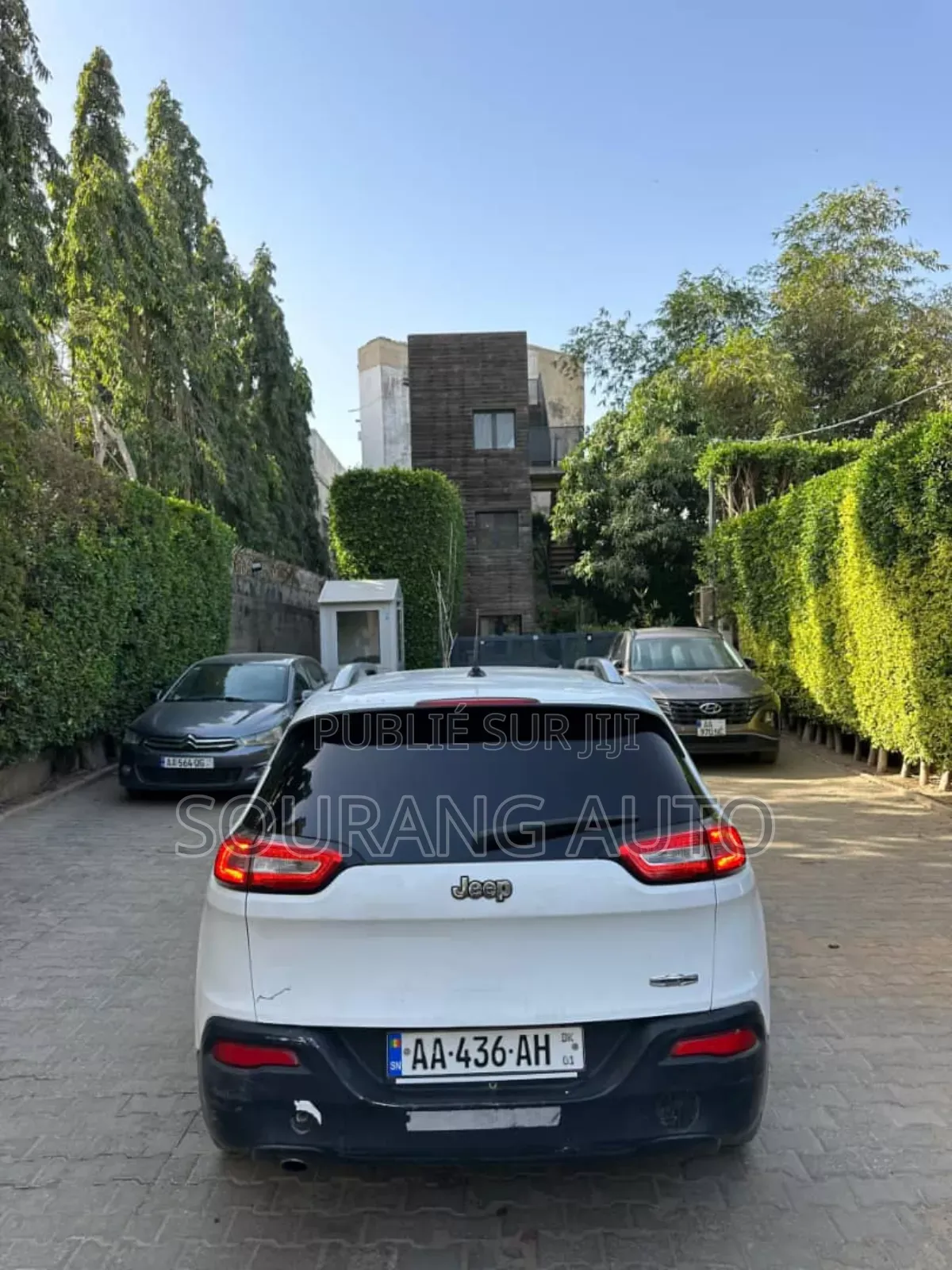 Jeep Cherokee Limited 4dr SUV 4WD (2.4L 4cyl 9A) 2015 Blanc