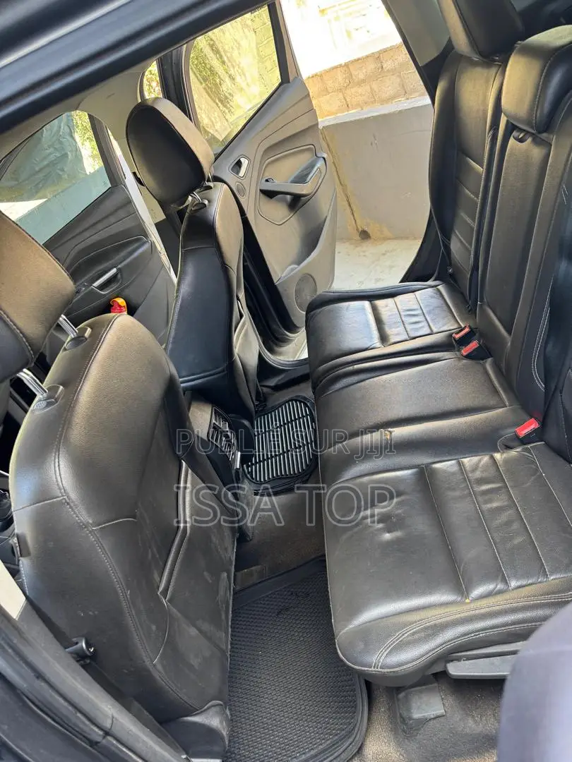 Ford Escape 2014 Gris