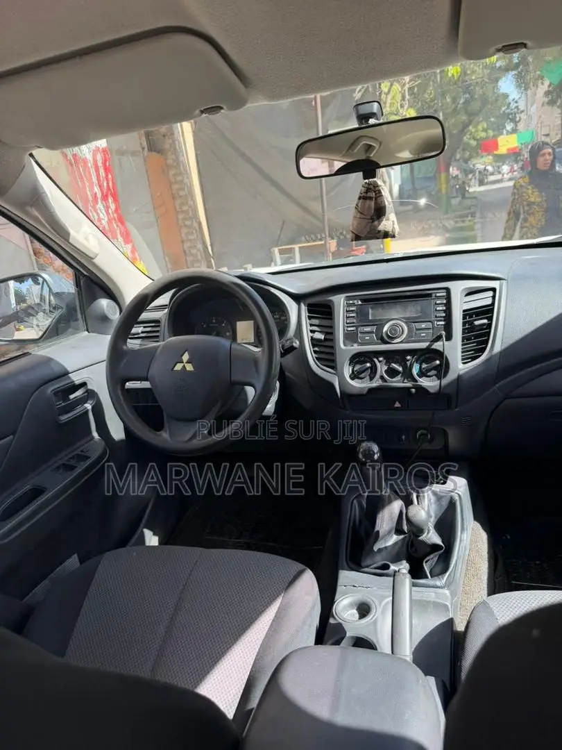 Mitsubishi L200 2022 Blanc