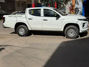 Mitsubishi L200 2022 Blanc
