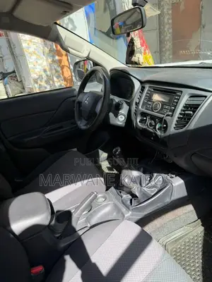 Mitsubishi L200 2022 Blanc