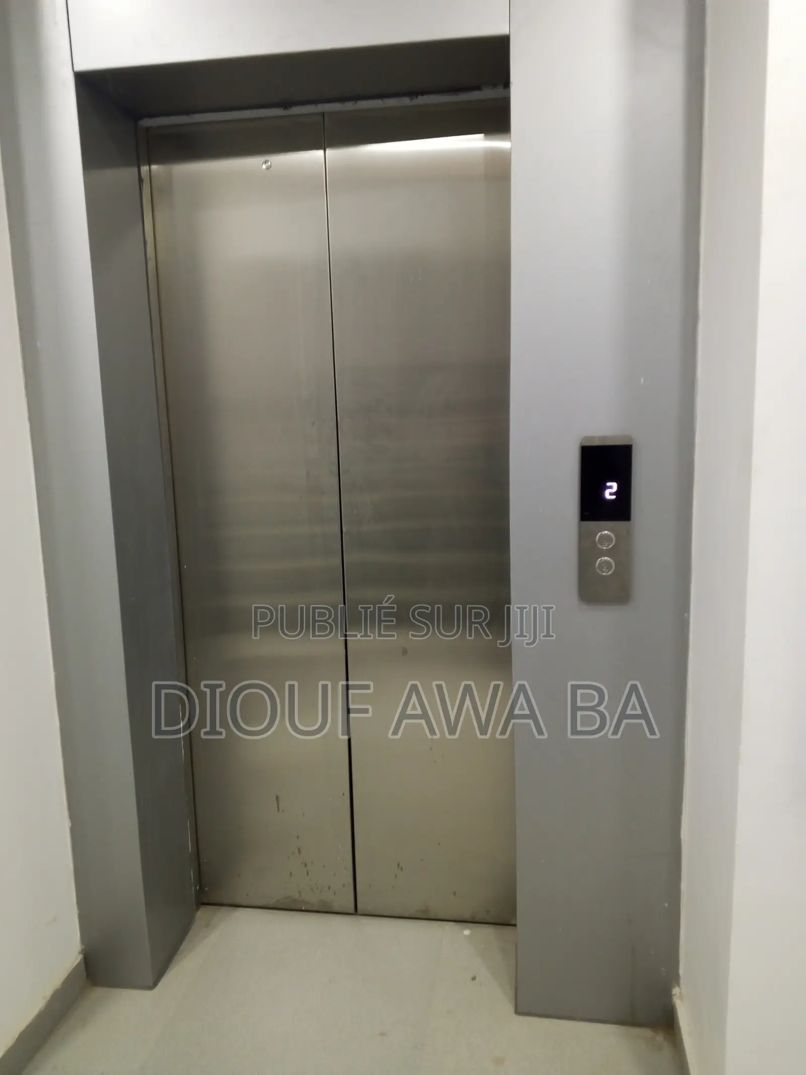 4chbre Appartement dans Appartement F4, Fann-Point E-Amitié à Louer