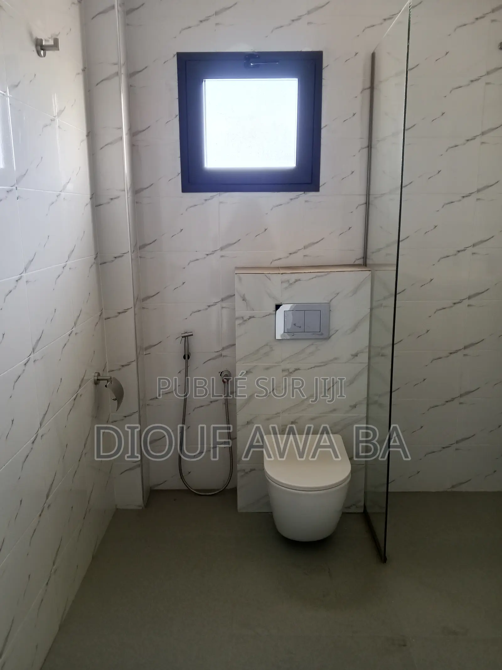 4chbre Appartement dans Appartement F4, Fann-Point E-Amitié à Louer