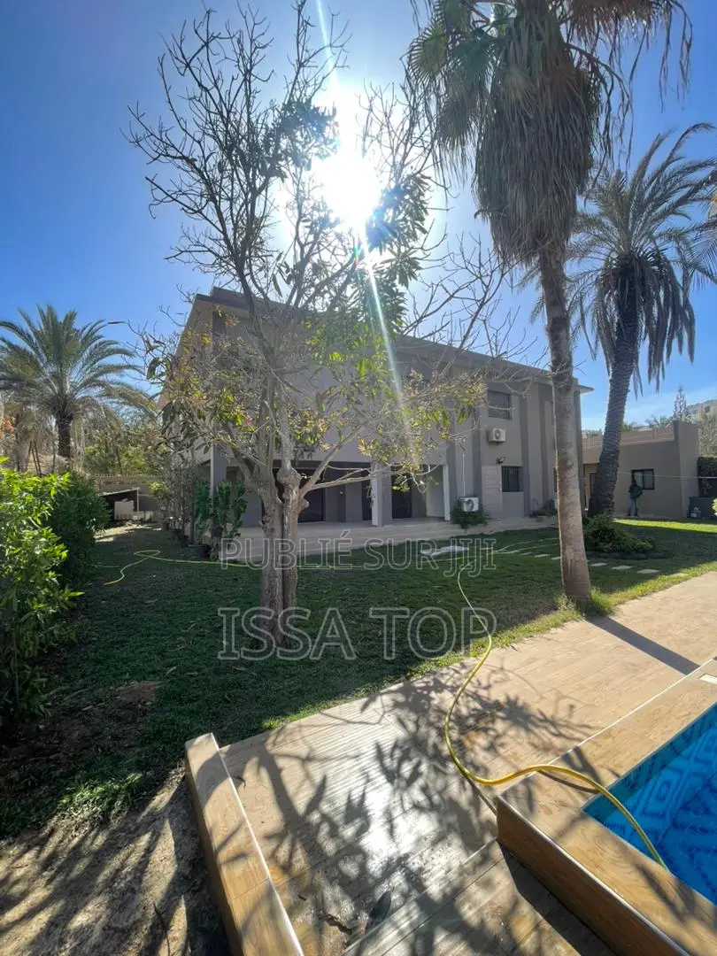 5chbre Maison dans Yoff à Louer