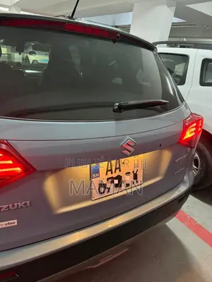 Suzuki Vitara 2019 Bleu