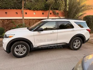 Ford Explorer 2021 Blanc