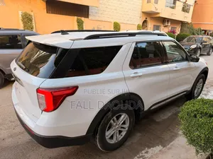 Ford Explorer 2021 Blanc
