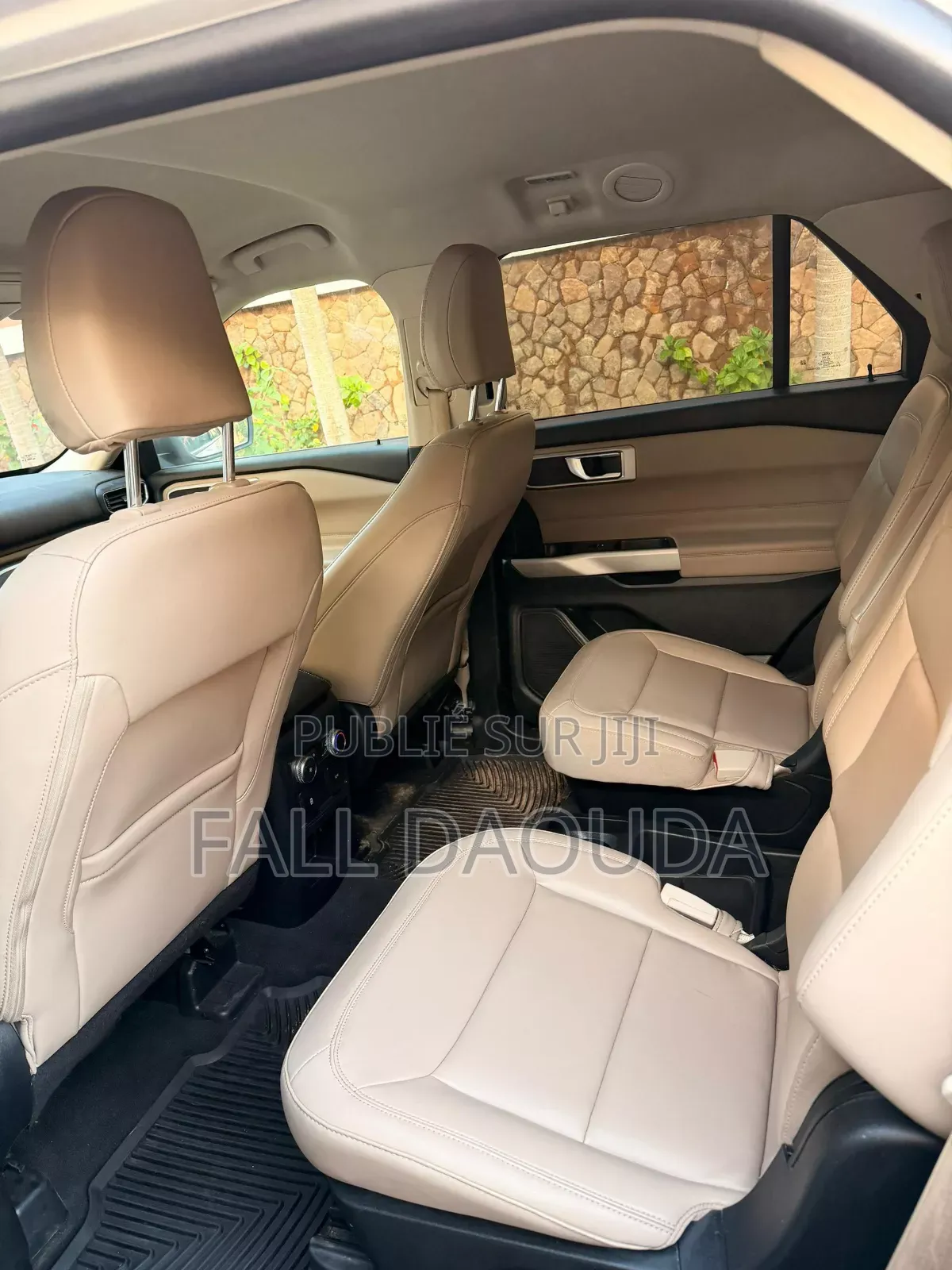 Ford Explorer 2021 Blanc