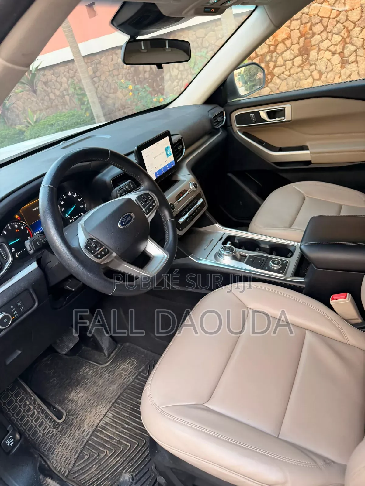 Ford Explorer 2021 Blanc