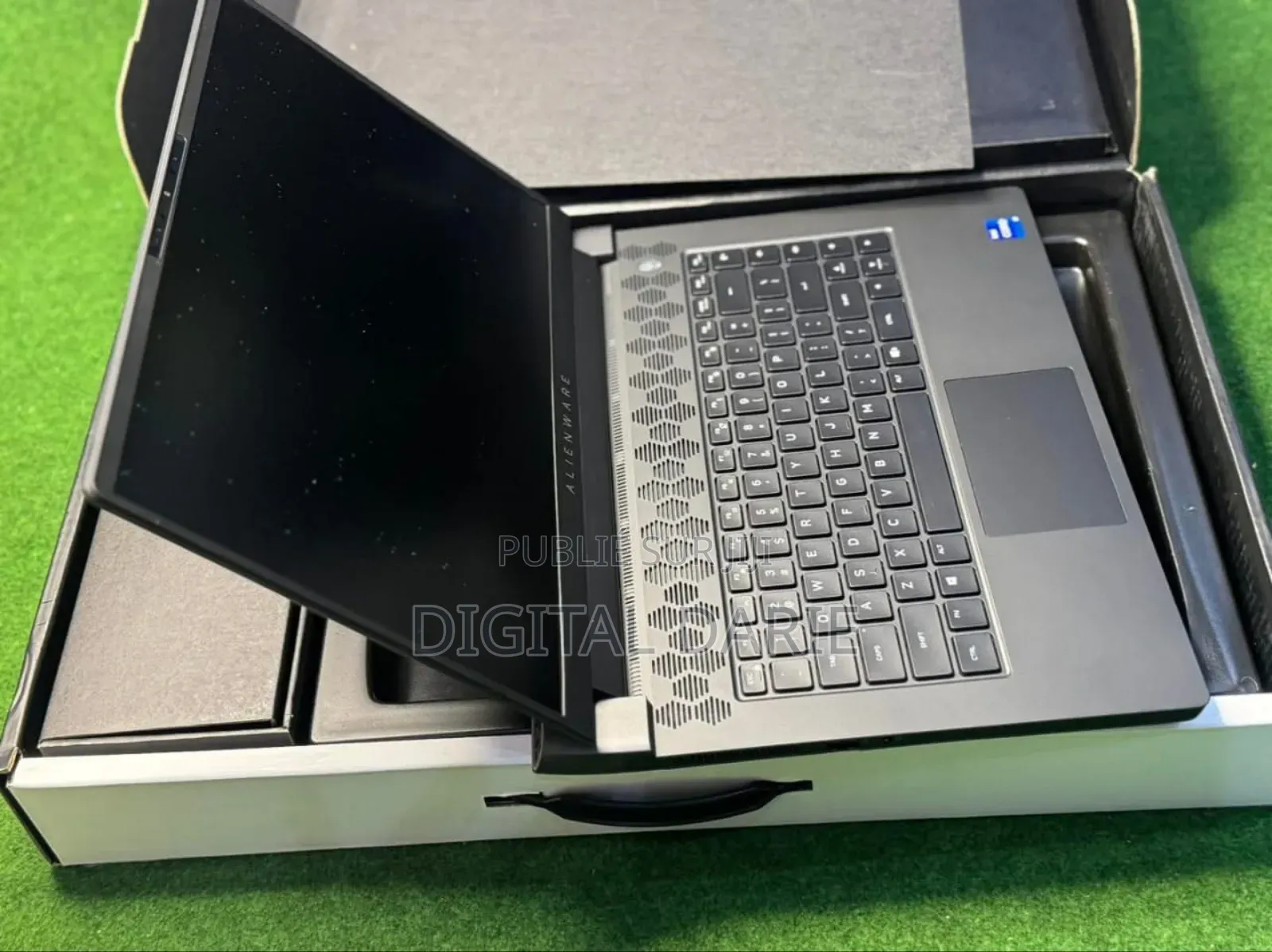 New Ordinateur portable Alienware M15 r3 32GB Intel Core i7 SSD 1T