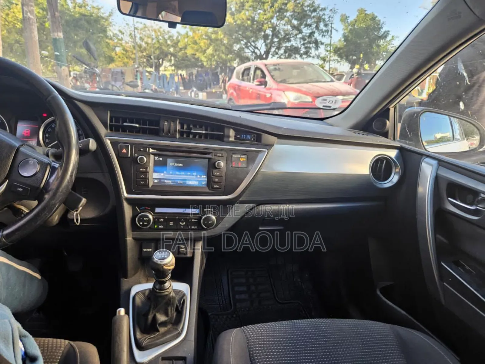 Toyota Auris 2015 Blanc