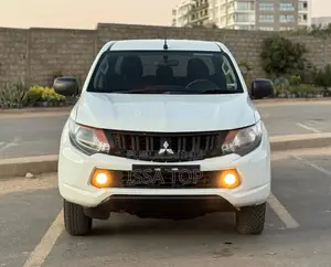 Mitsubishi L200 2018 Blanc