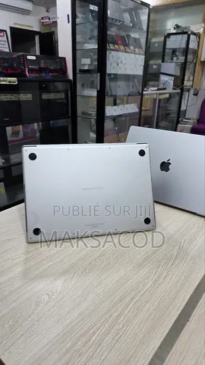 Apple MacBook Pro 2021 M1 32GB Apple M1 Pro SSD 512GB