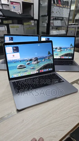 Ordinateur Portable Apple MacBook Pro 2020 16GB Intel Core I7 SSD 512GB