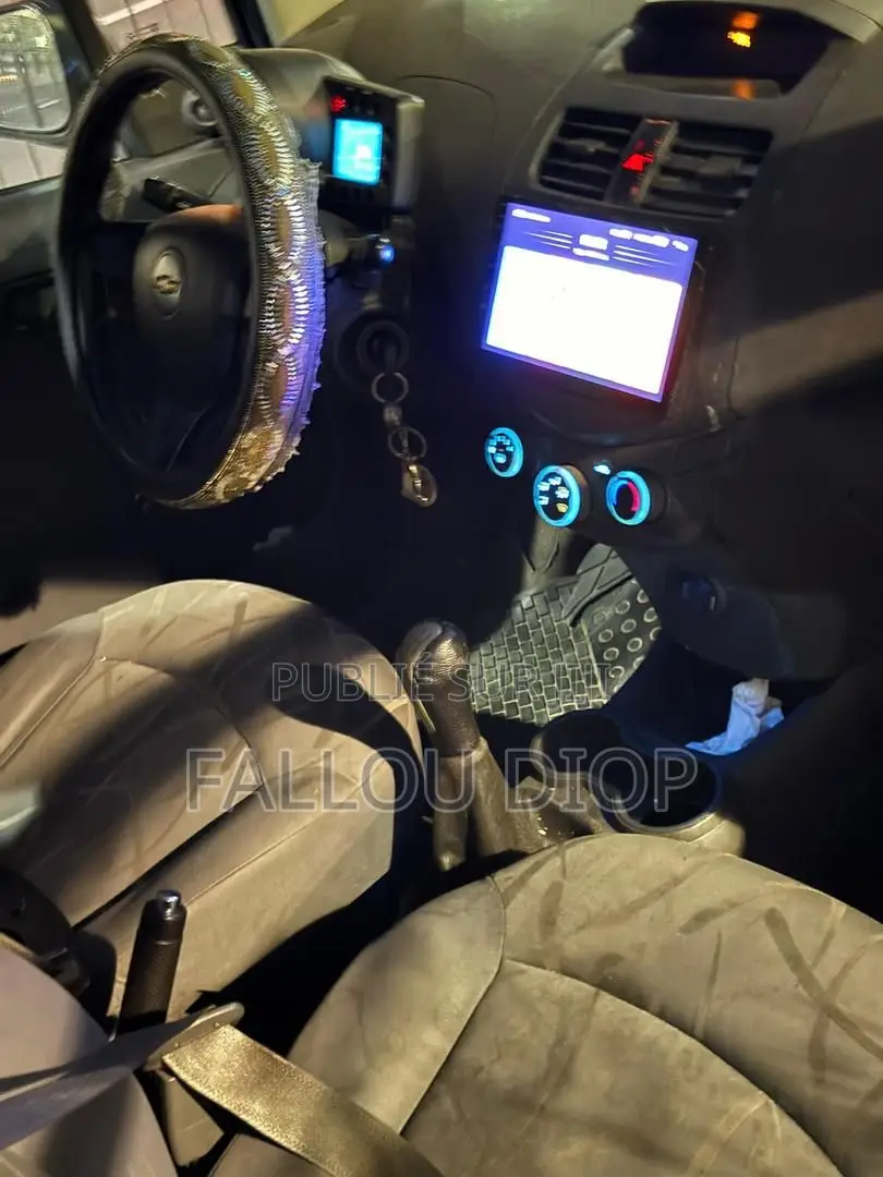 Chevrolet Spark 2014 Blanc