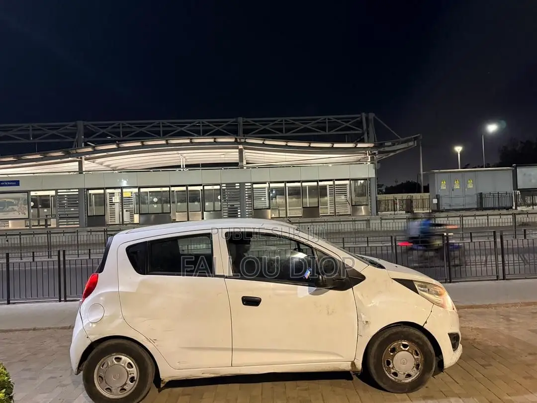 Chevrolet Spark 2014 Blanc