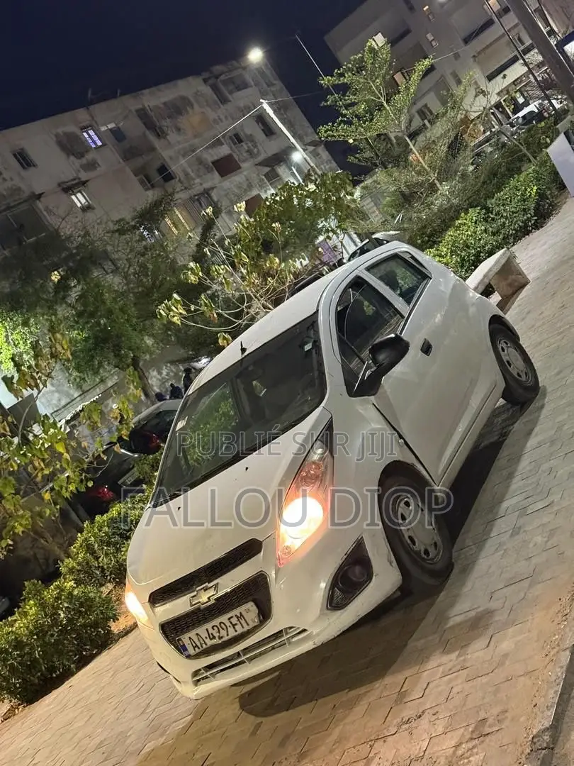 Chevrolet Spark 2014 Blanc