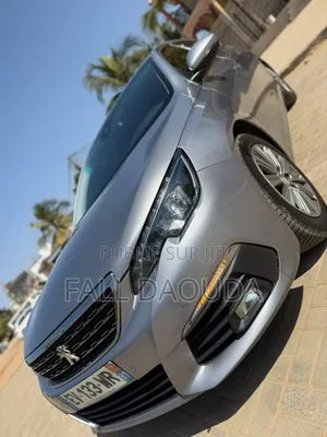 Peugeot 308 2018 Gris