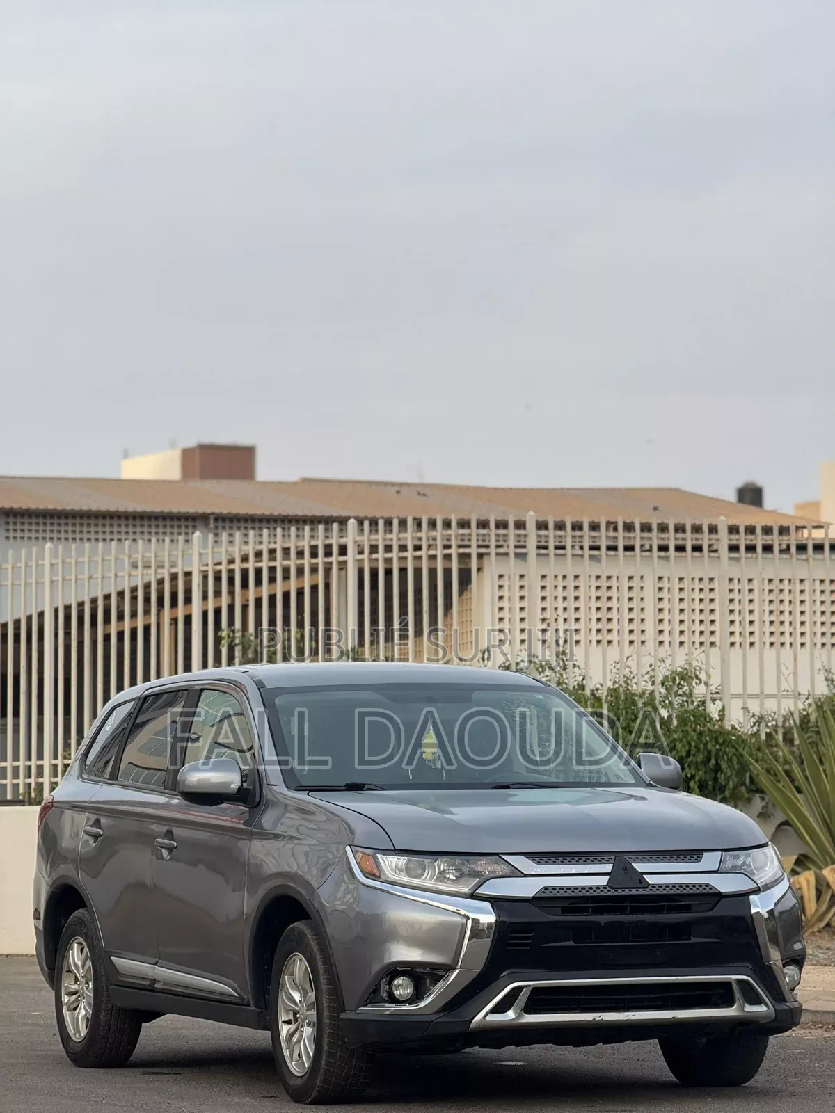 Mitsubishi Outlander 2020 Gris
