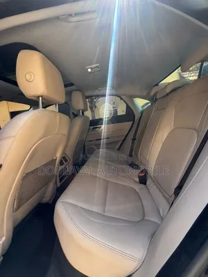 Jaguar XF 2017 Blanc