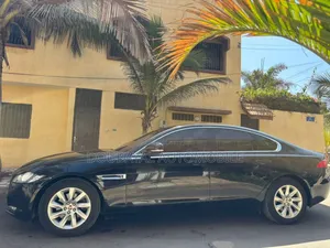 Jaguar XF 2017 Blanc