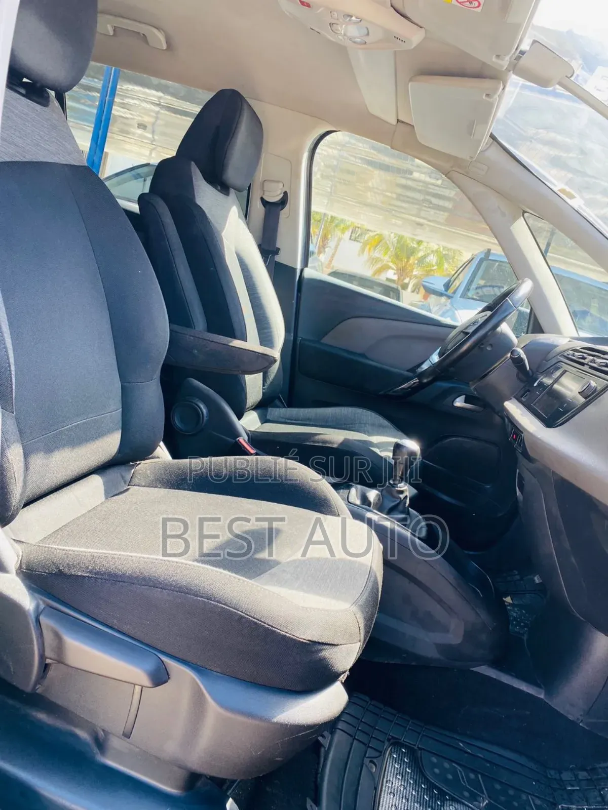 Citroen C4 2018 Gris