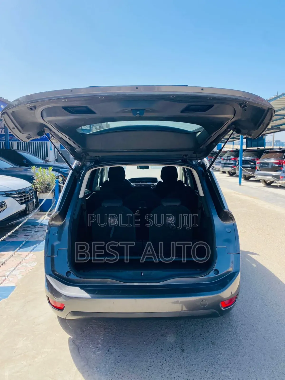 Citroen C4 2018 Gris