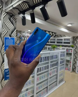 Neuf Huawei P30 Lite 128 GB Noir