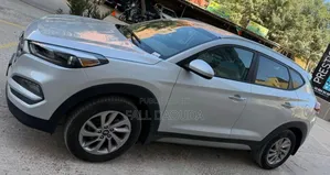 Hyundai Tucson 2017 Gris