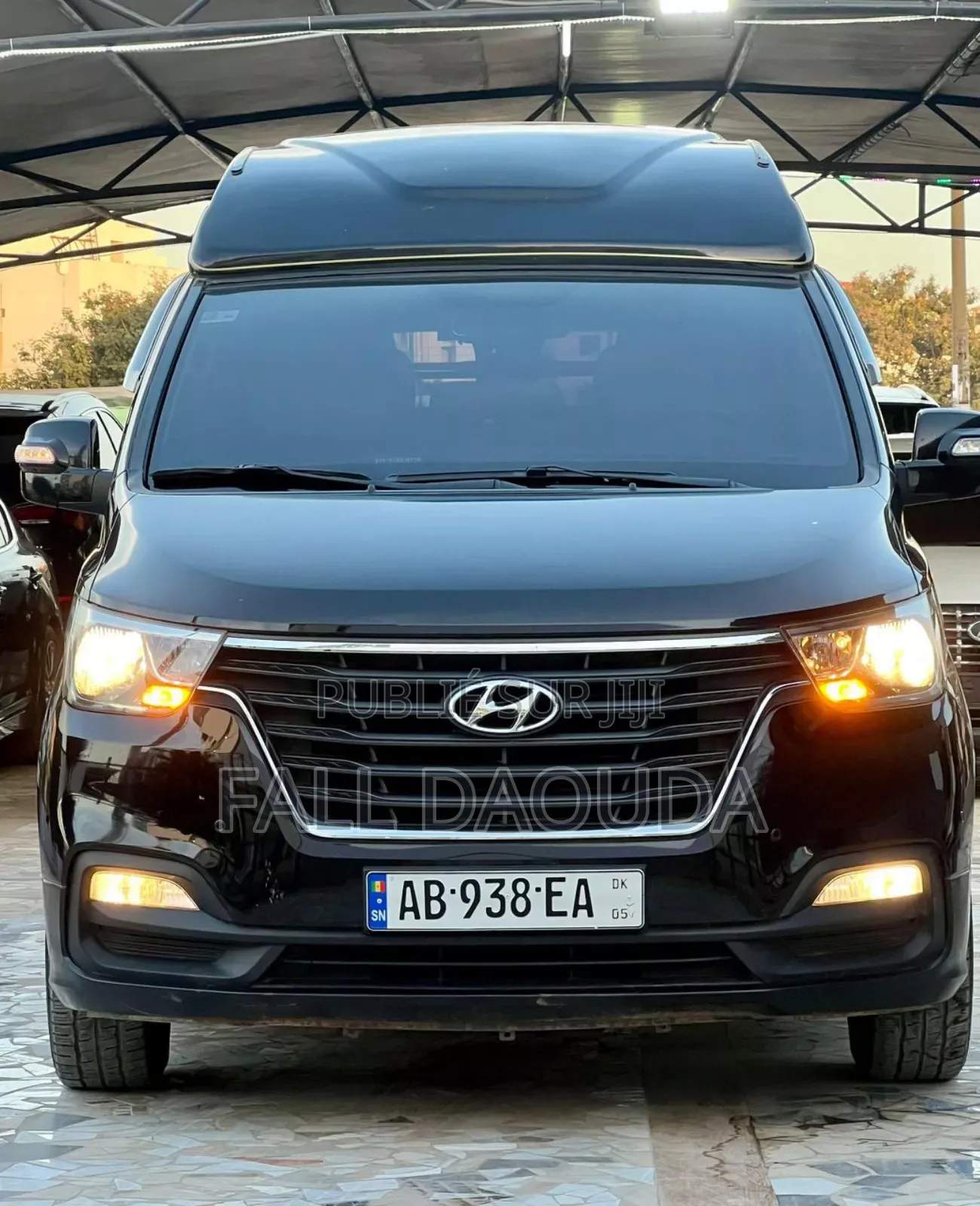 Hyundai Starex 2018 Black