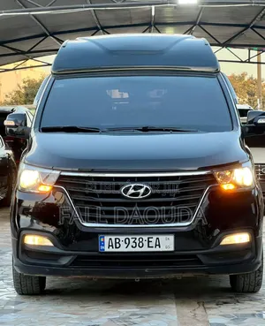 Hyundai Starex 2018 Black