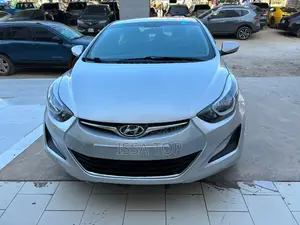 Hyundai Elantra 2016 Gris