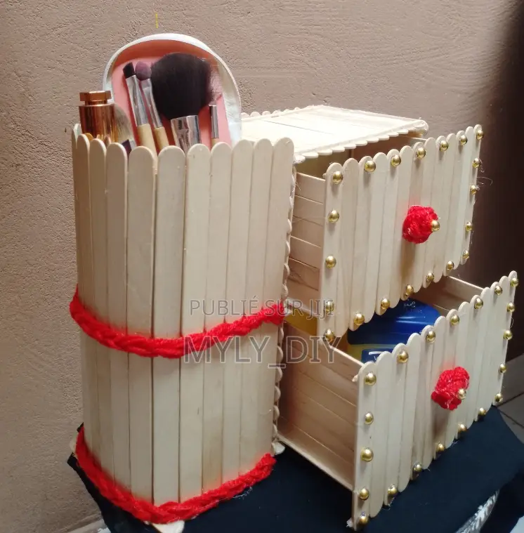 Meuble À Tiroirs Pour Rangement Accessoires