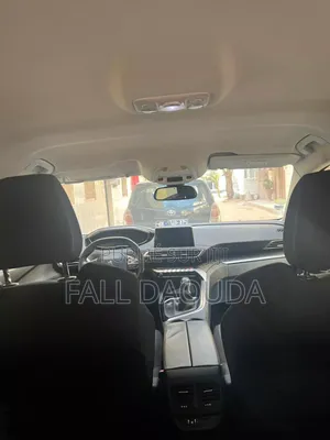 Peugeot 5008 2018 Black