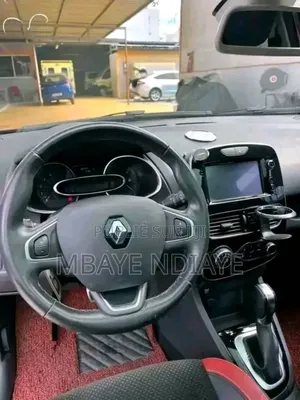 Renault Clio 2018 Rouge